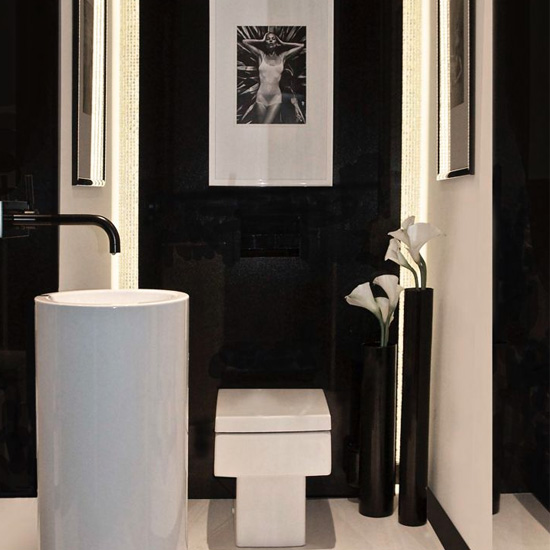 Arredo bagno: bathroom in black